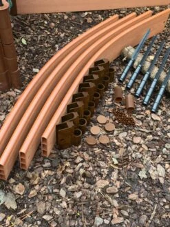 Curved Composite Landscape Edging Kit With 1" Boards -Outdoor Garden Supply Store 8599404 05V tif