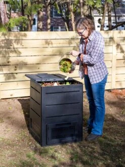 Deluxe Pyramid Composter II -Outdoor Garden Supply Store 8600227 0586 tif