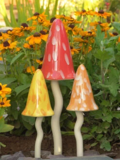 Potting Shed Tinkling Toadstool Sculptures, Set Of 3 -Outdoor Garden Supply Store 8611730 sum 03v