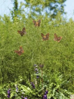 Flutterer Garden Stake -Outdoor Garden Supply Store 8613372 01V tif