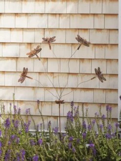 Flutterer Garden Stake -Outdoor Garden Supply Store 8613372 02V tif