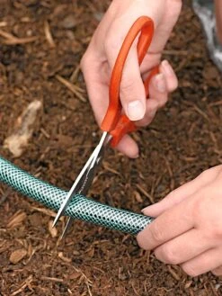 Snip-n-Drip Soaker Hose System -Outdoor Garden Supply Store GS40205 02 tif